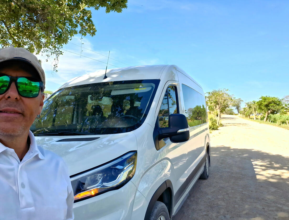 Along any road, there is always something to see and worth stopping for… a landscape, an animal, or simply the incredible tropical vegetation. Nature and Wildlife in Costa Rica.